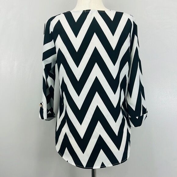 Everly Black and White striped Blouse - Picture 6 of 8
